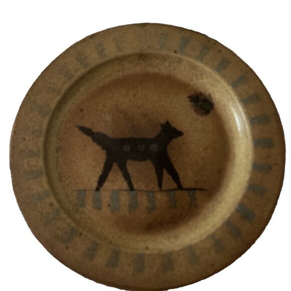 Michael Schlyer 1997 Flat Earth Pottery Southwestern Style Coyote Dog Plate 8" - Picture 4 of 6
